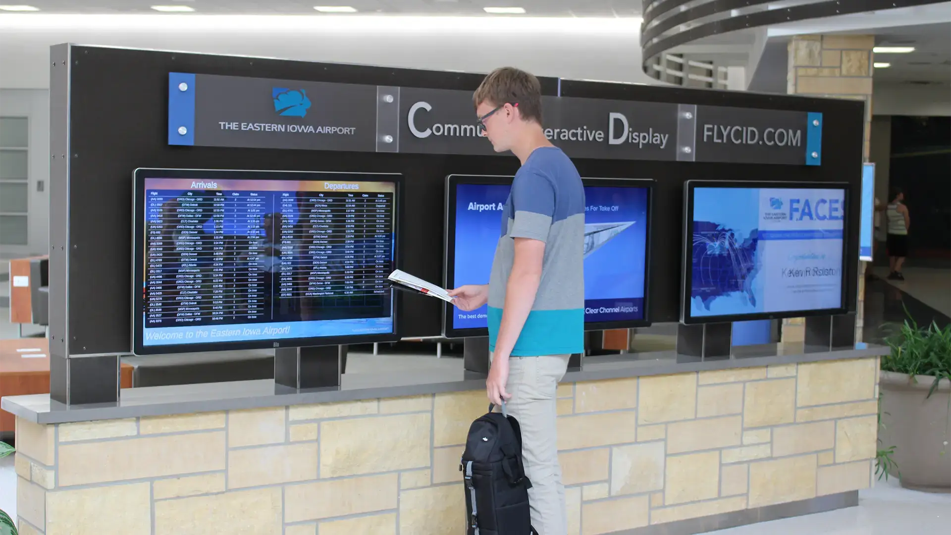 Wayfinding-Fids-Direcory-Schedule-Airport-CID-Arreya-Digital-Signage