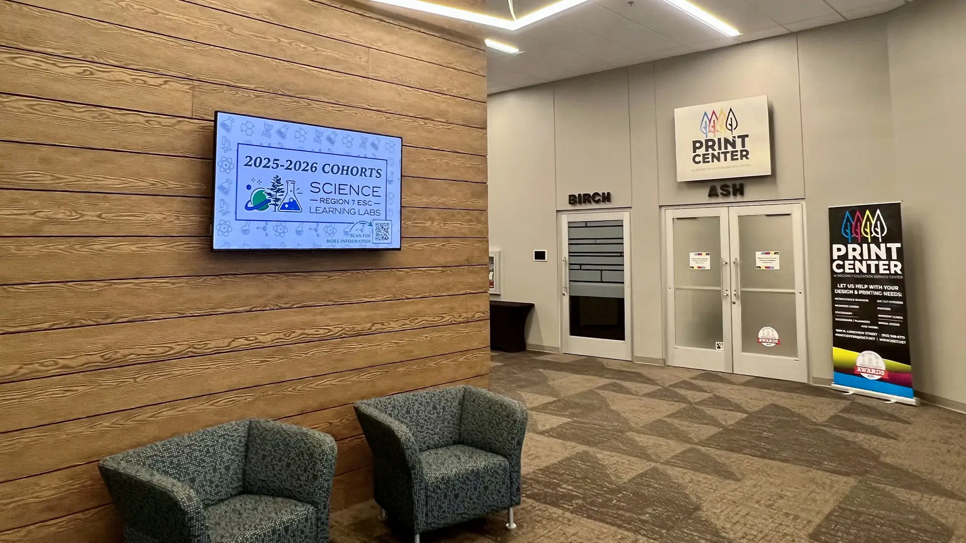 Region 7 Elevates Engagement and Efficiency: A Case Study in Digital Signage Transformation with Arreya
